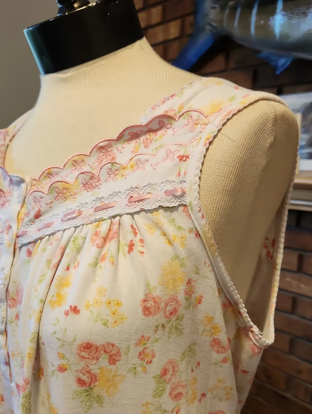 Pink Yellow Floral Nightgown Lace Ribbon Trim Vintage Soft Cottagecore Granny - Picture 4 of 13